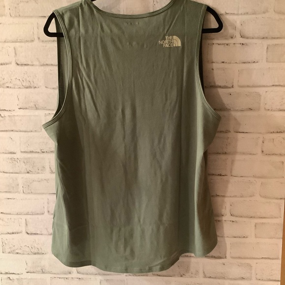 The North Face Foundation Graphic Tank Top - Picture 5 of 6